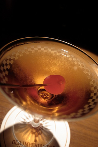Manhattan cocktail, photo by Naotake Murayama